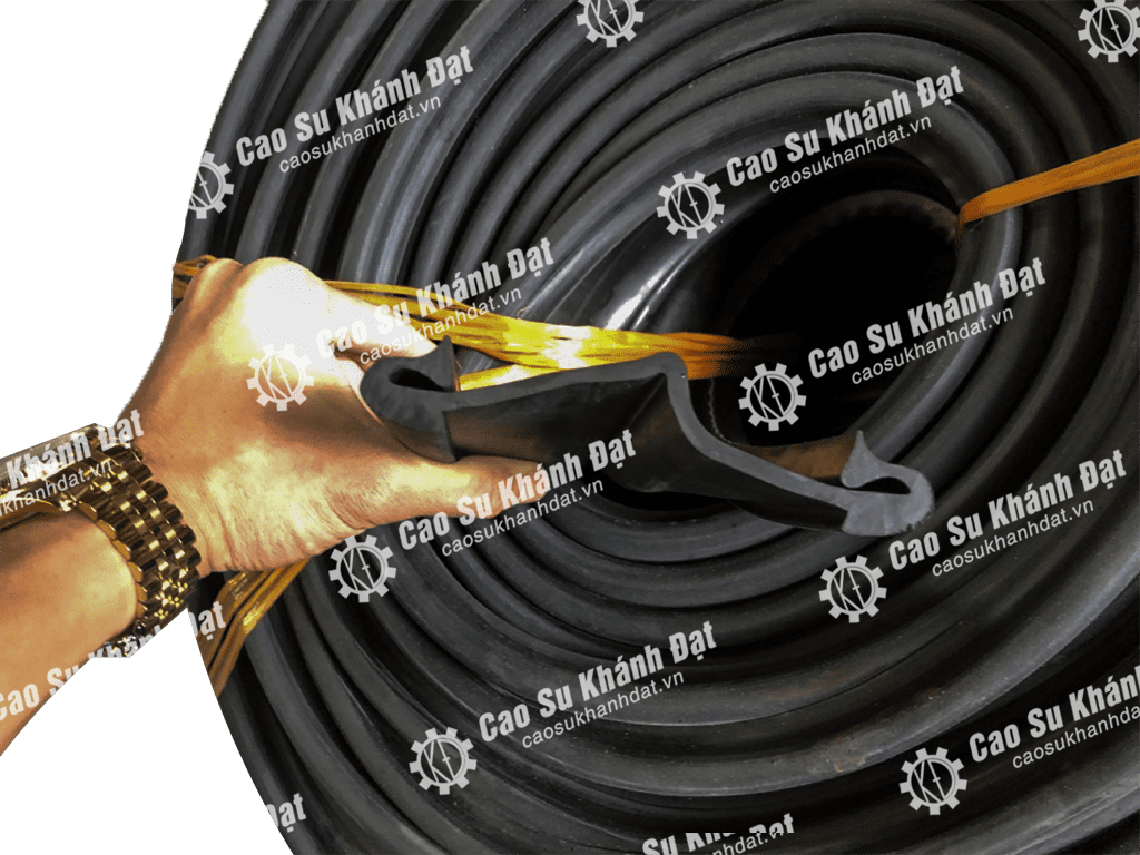 Cao su Khánh Đạt