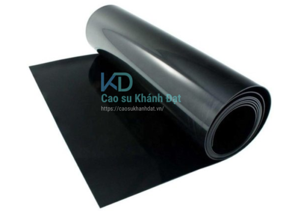 Ứng dụng của tấm cao su chịu dầu dày 1mm trong các ngành công nghiệp