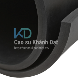 Ứng dụng của tấm cao su dày 20mm trong các ngành công nghiệp